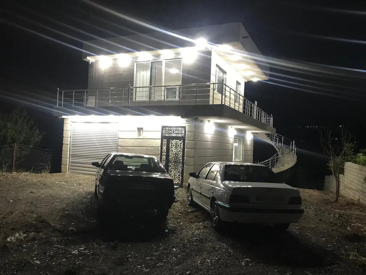 ویلا باغ (لب سد سردشت )|فروش خانه و ویلا|ربط, |دیوار