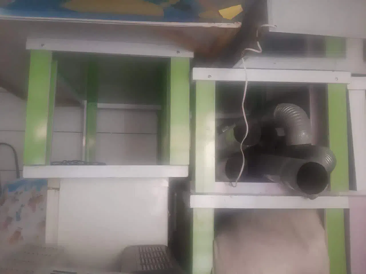 فروش تعدادی وسایل میز و صندلی مهد و پیش دبستانی|اسباب و اثاث بچه|هرند, |دیوار