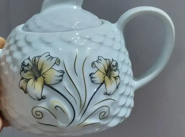 قوری چینی|قوری، کتری، قهوه‌ساز دستی|یاسوج, |دیوار