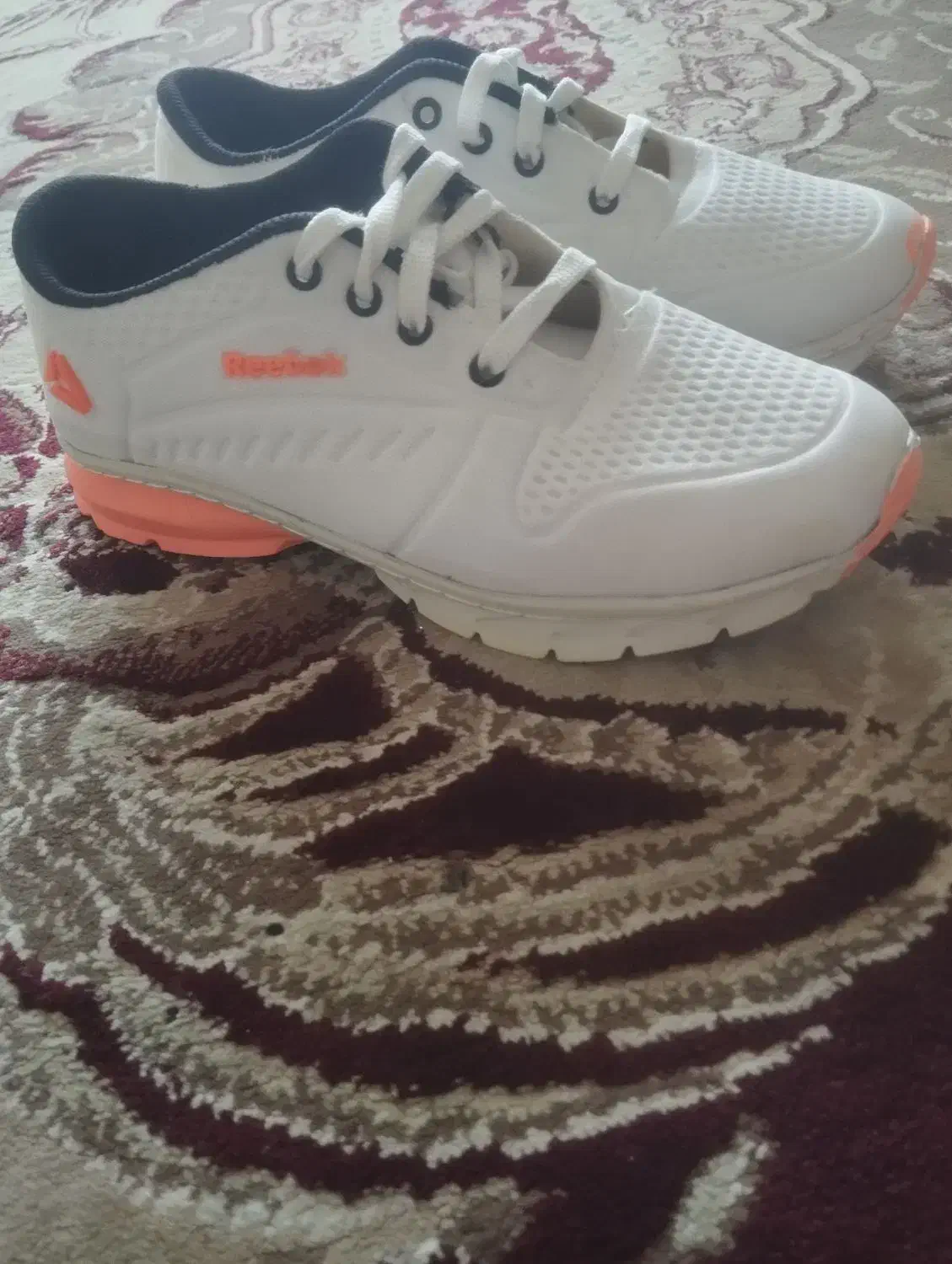 کتونی اسپرت|کیف، کفش، کمربند|ساوه, |دیوار