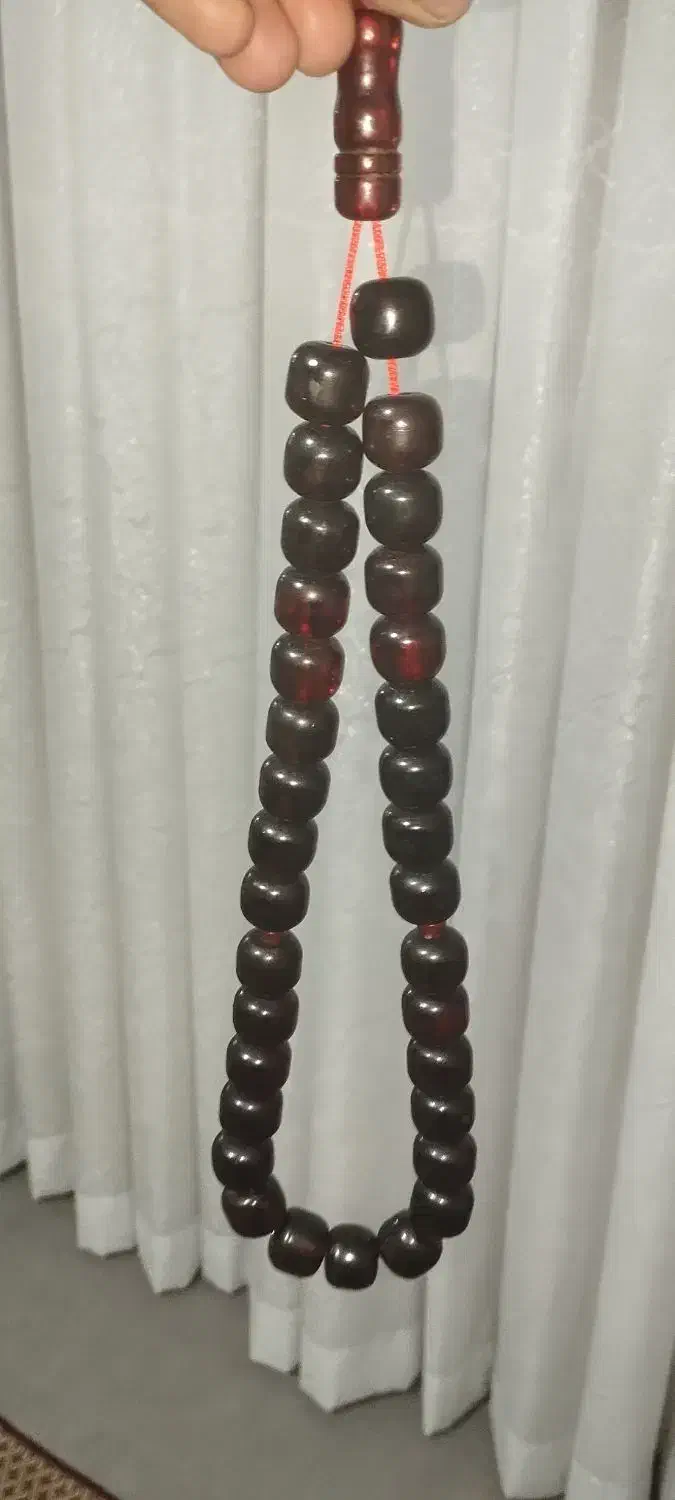 تسبیح قدیمی سندلوس|کلکسیون اشیاء عتیقه|مشهد, کشاورز|دیوار