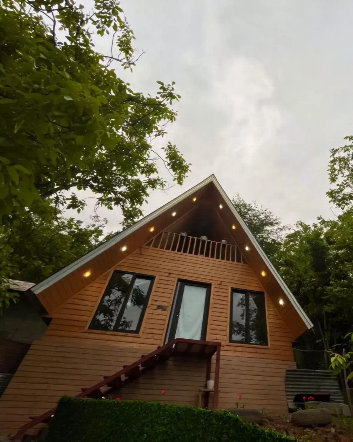 اجاره کلبه سوئیسی جنگلی آیدین (مالک)|اجارهٔ کوتاه‌مدت آپارتمان و سوئیت|ماسال, |دیوار