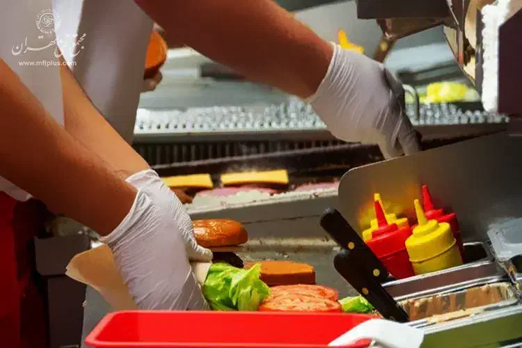 نیروی آشپزخانه فست فود ( آقا و خانم)|استخدام خدمات فروشگاه و رستوران|تهران, گلستان (شهرک راه آهن)|دیوار