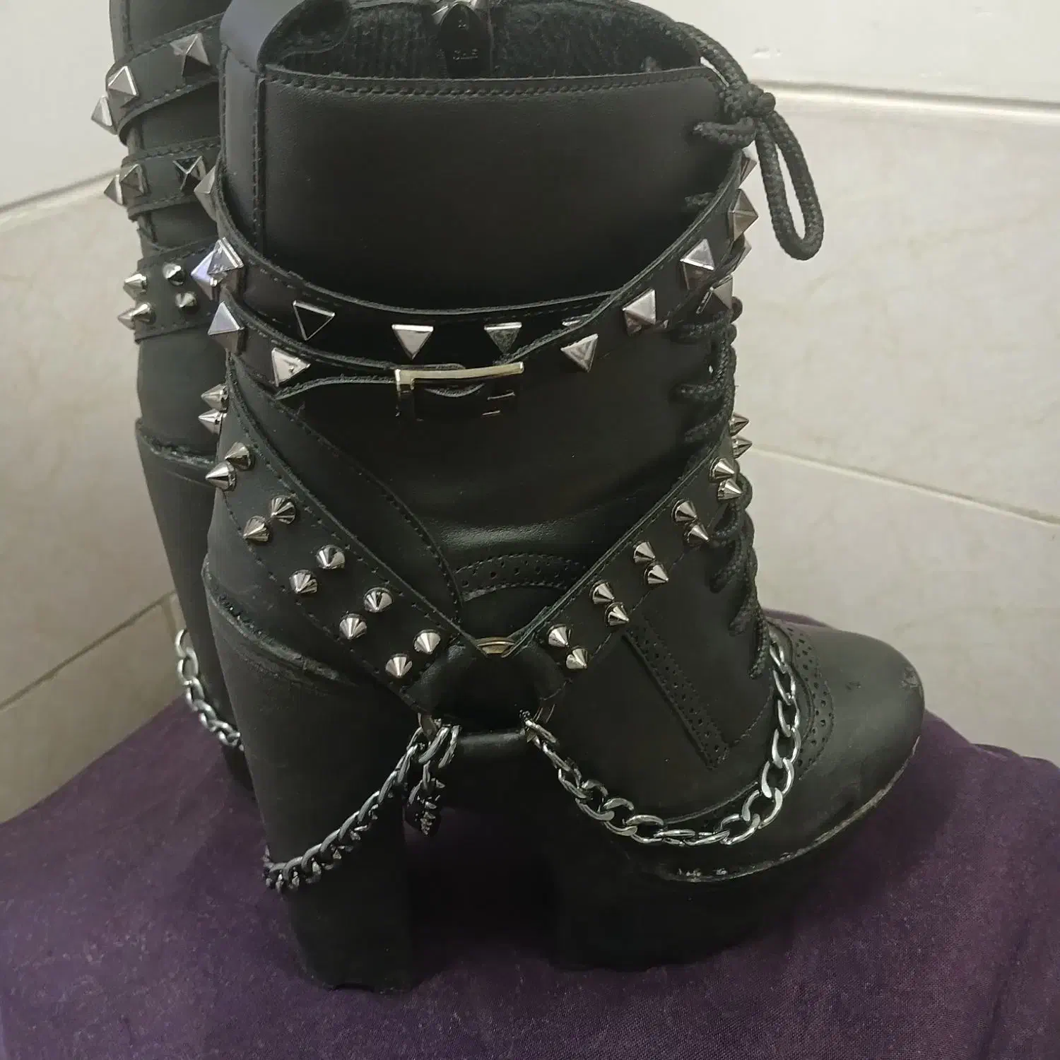 چکمه مجلسی|کفش و لباس بچه|بافق, |دیوار