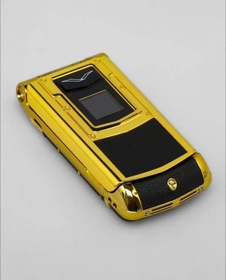 موبایل تاشو ورتو VERTU 77 ریجستر شده|موبایل|شیراز, آبیاری|دیوار