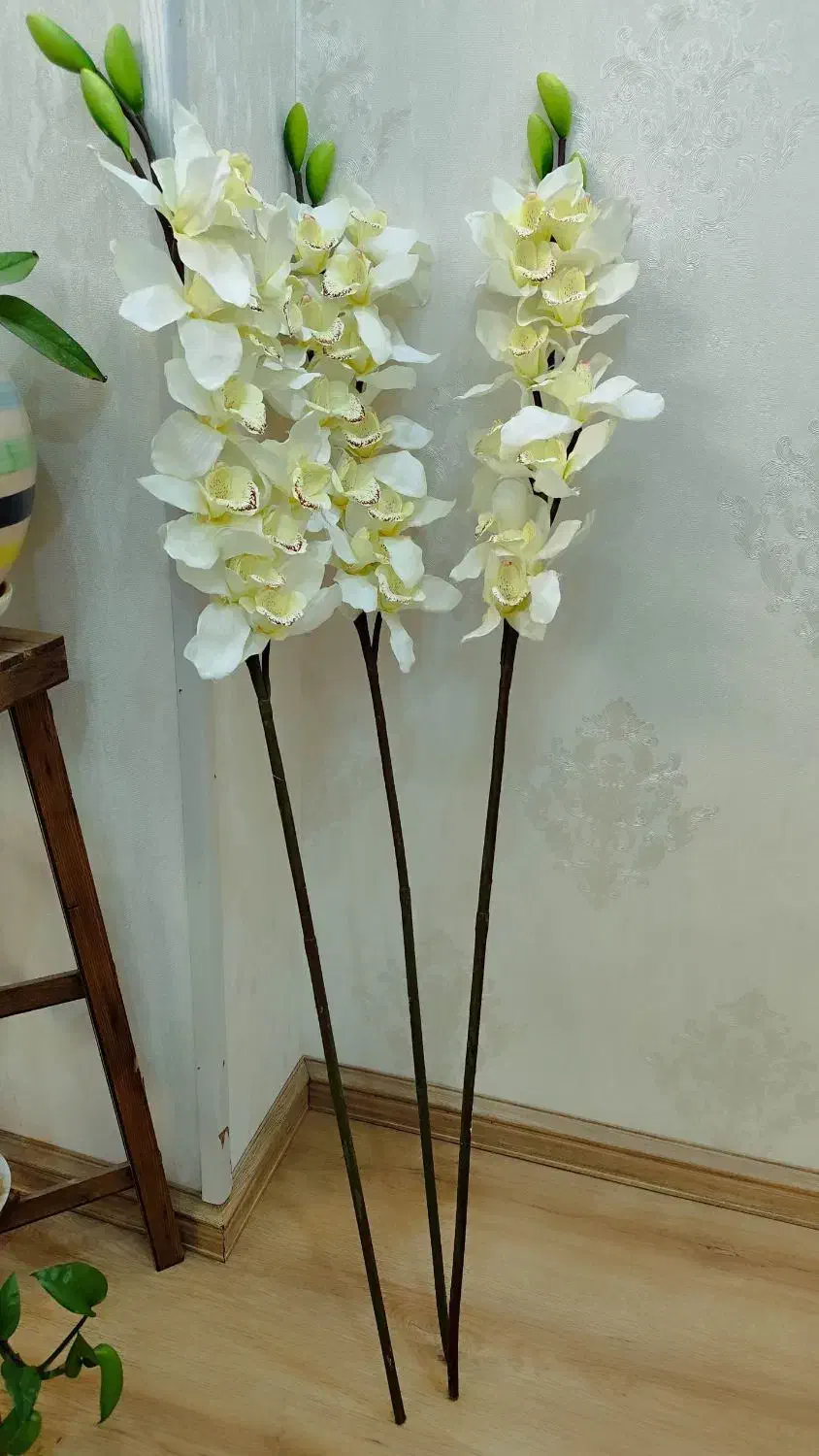 سه شاخه گل ارکیده مصنوعی پایه بلند|گل مصنوعی|صدرا-فارس, فاز ۱|دیوار