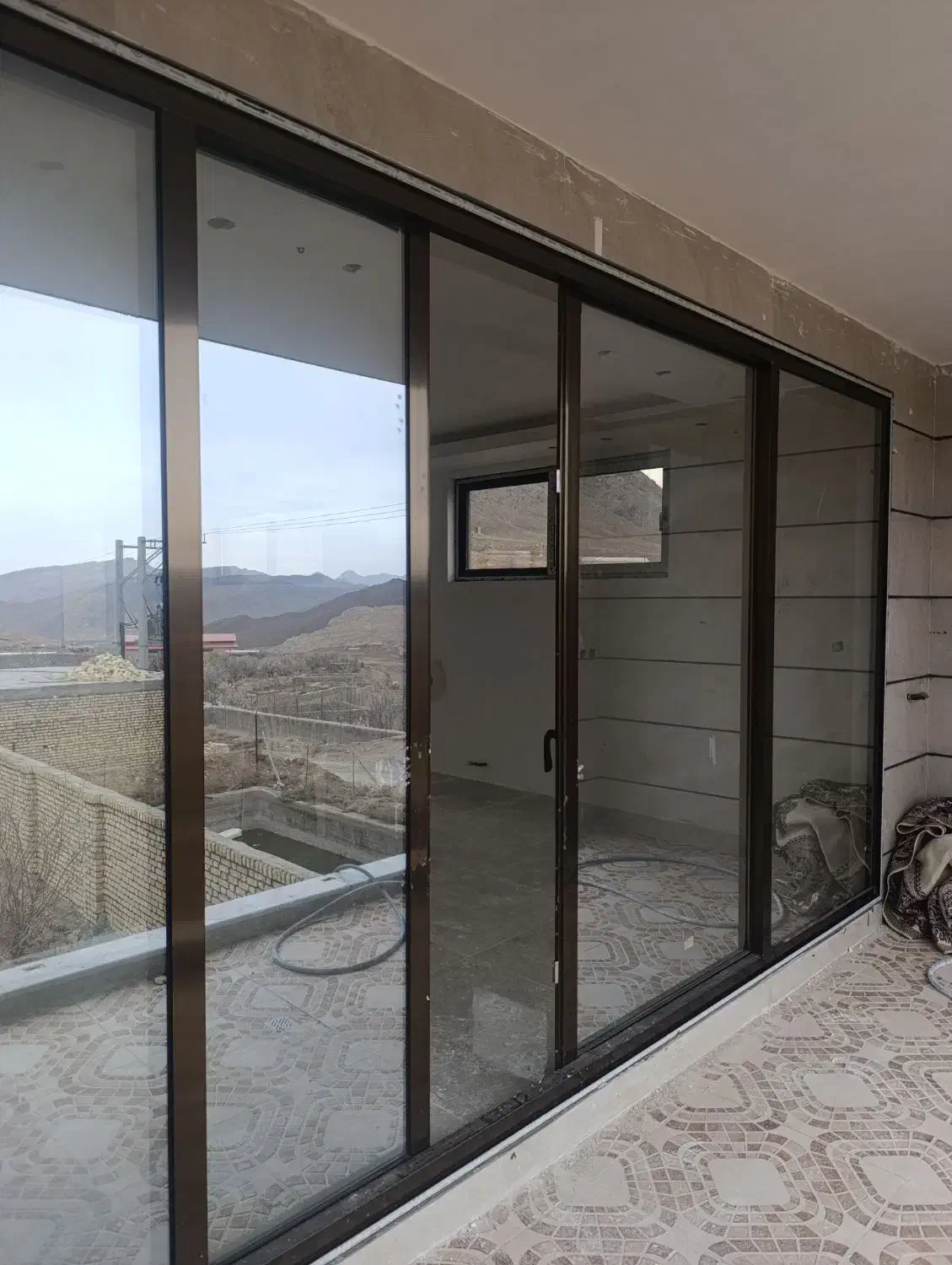 درب و پنجره دوجداره شیخی|خدمات پیشه و مهارت|کاشان, مشکات|دیوار