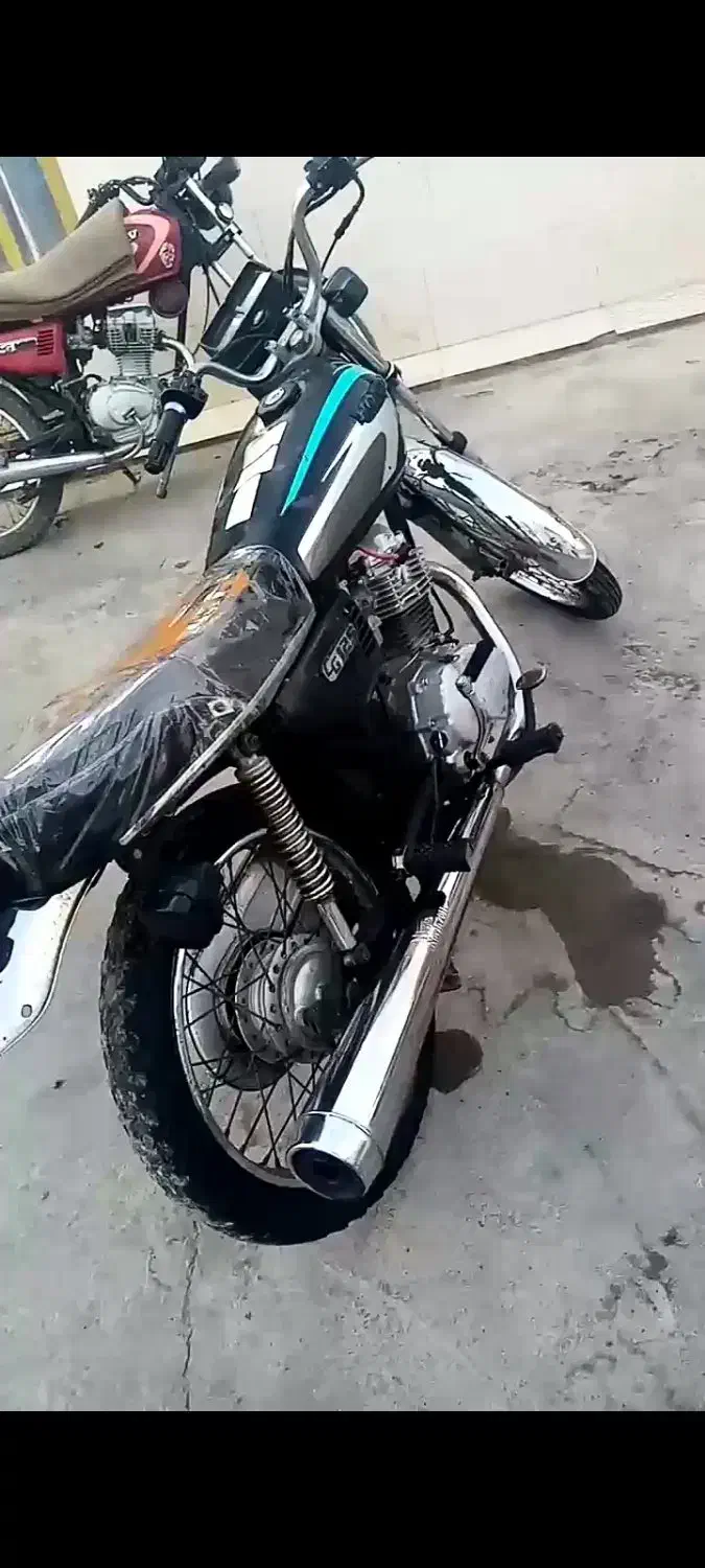 موتور ۱۲۵|موتورسیکلت|انبارآلوم, |دیوار