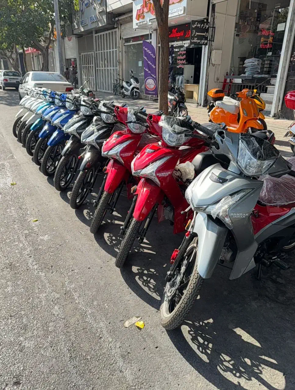 بی کلاج طرح ویو ۱۵۰ سی سی همراه موتور اقساط|موتورسیکلت|اصفهان, سرتاوه|دیوار