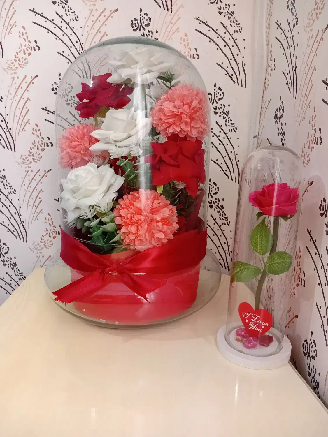 گل شیشه ای|گل مصنوعی|سنندج, |دیوار