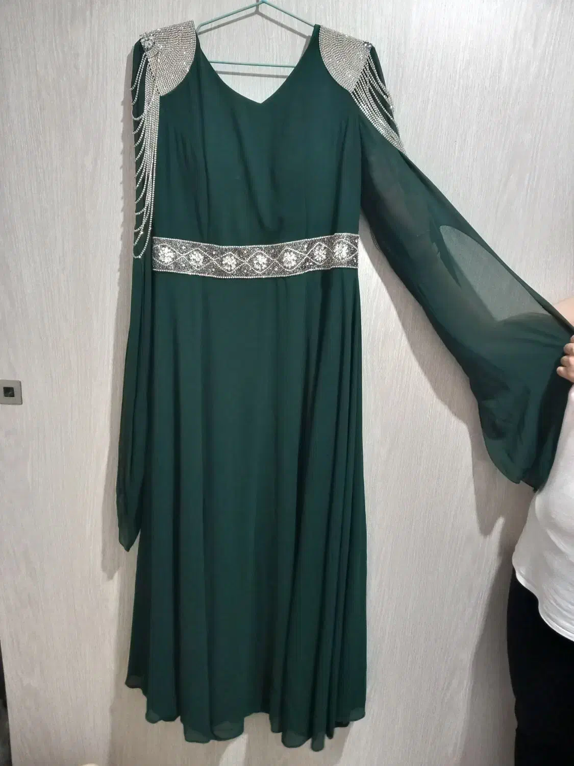 دوعددلباس مجلسی|لباس|رشت, پاره بیجار|دیوار