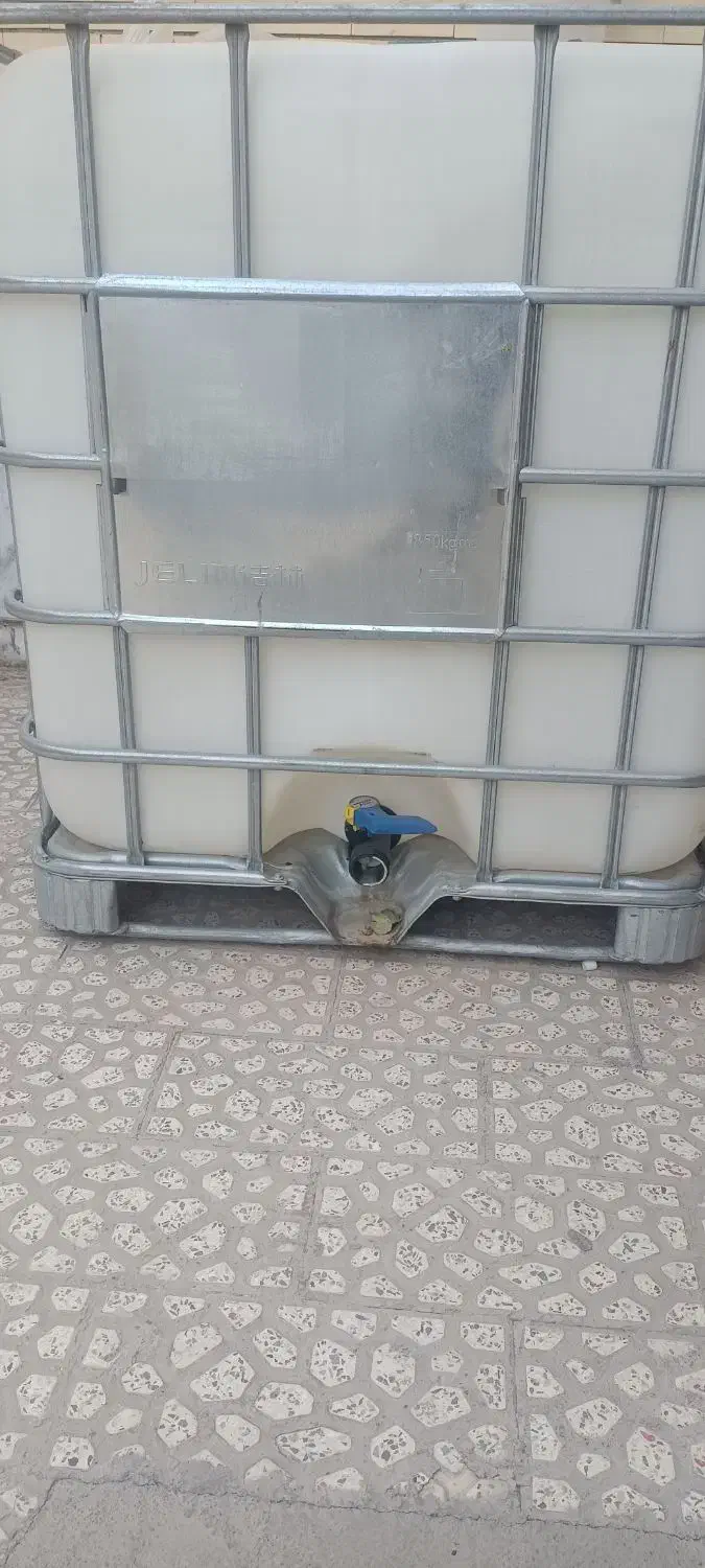 فروش تانکر پلی اتیلن نو|ماشینآلات صنعتی|شهرضا, |دیوار