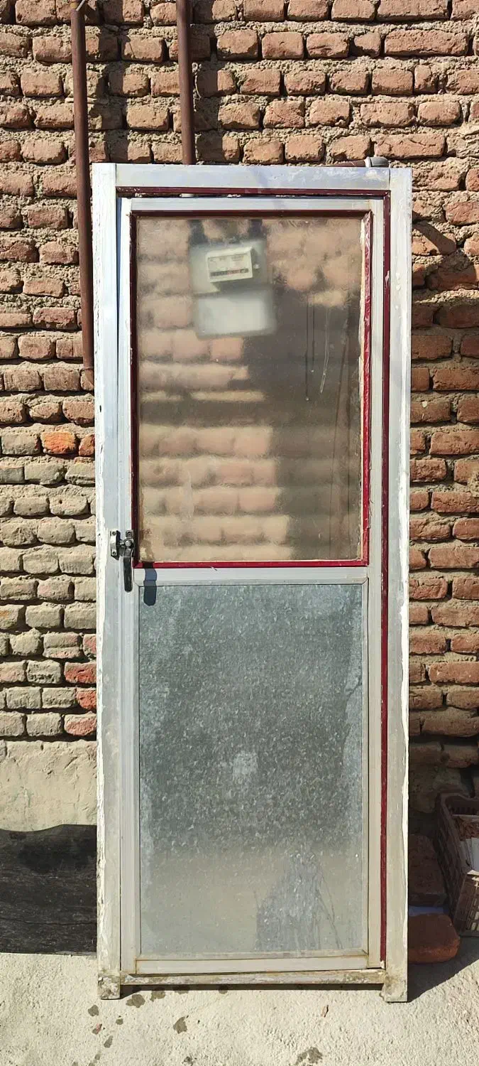 درب *پنجره|مصالح و تجهیزات ساختمان|نقده, |دیوار