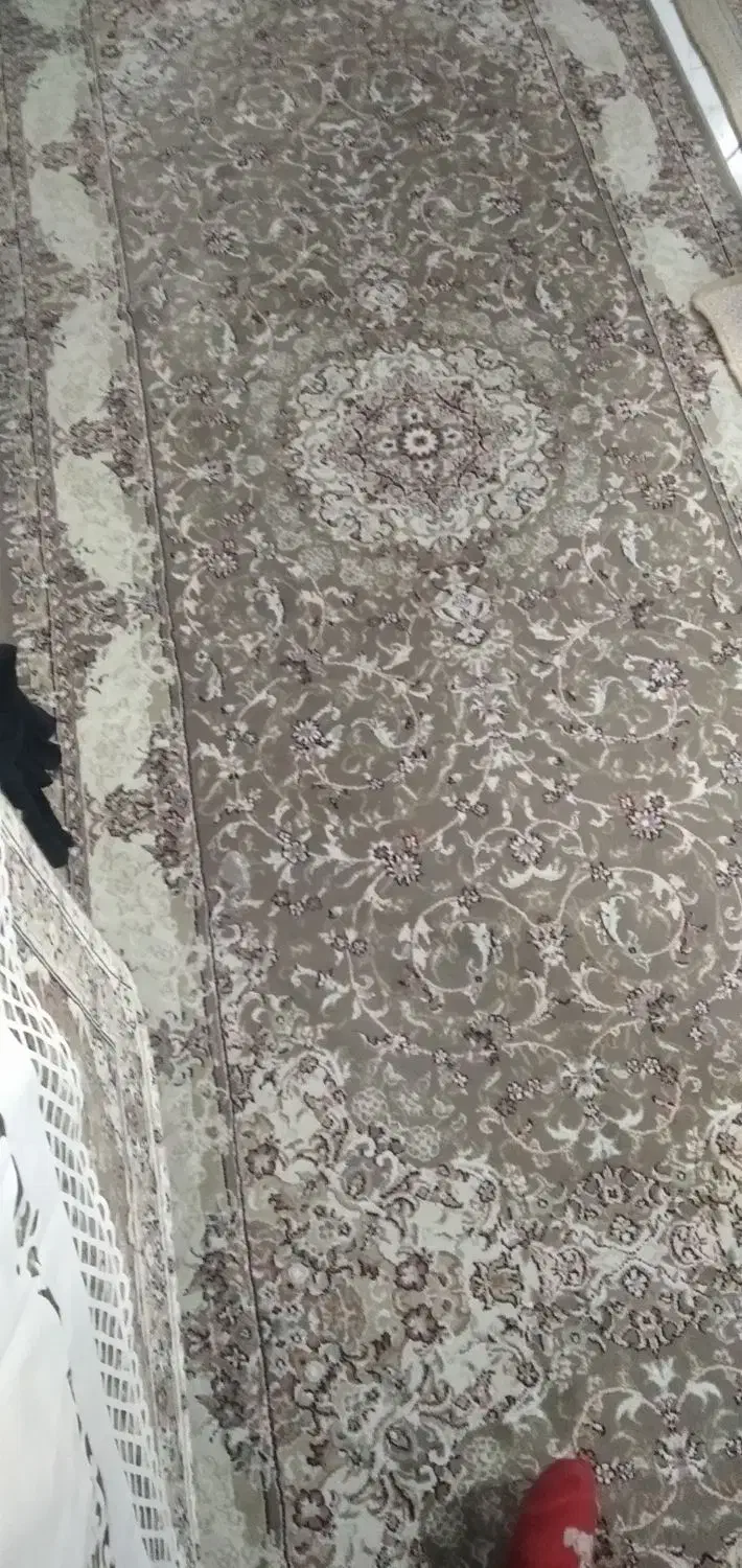 کناره  یک متر در چهار مترگردویی رنگ|فرش|اسلام‌شهر, شهرک واوان|دیوار