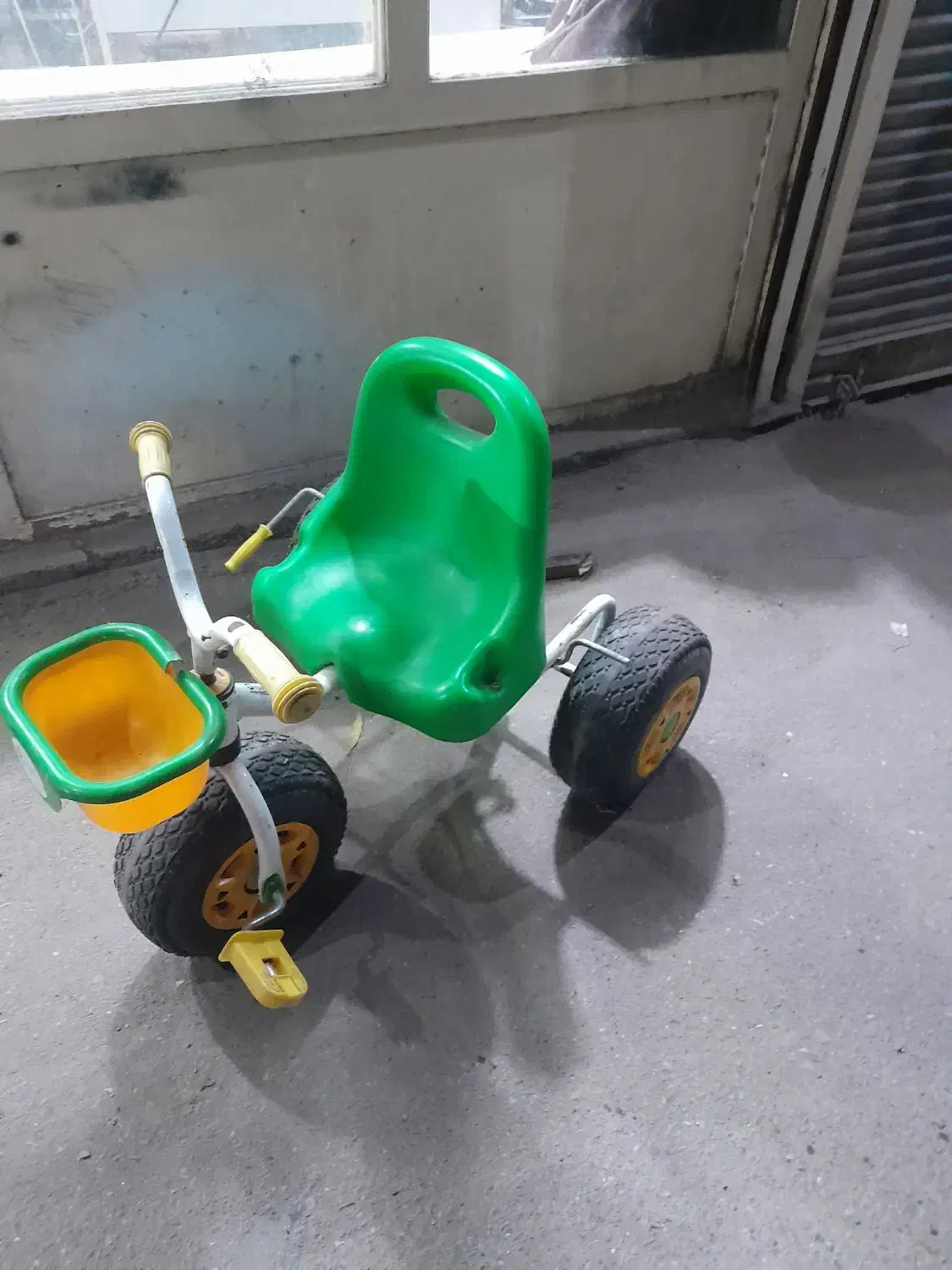 سه چرخه سالم|دوچرخه، اسکیت، اسکوتر|رشت, نخودچر|دیوار