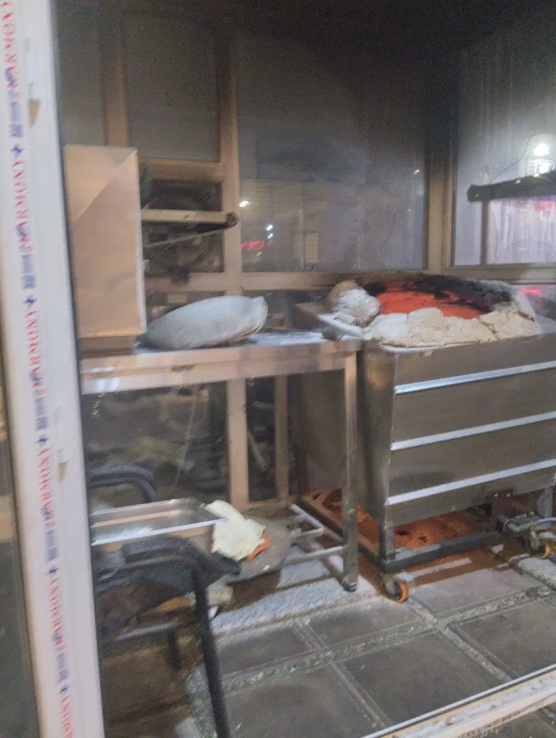 شاطر کبابی|استخدام خدمات فروشگاه و رستوران|کیش, |دیوار