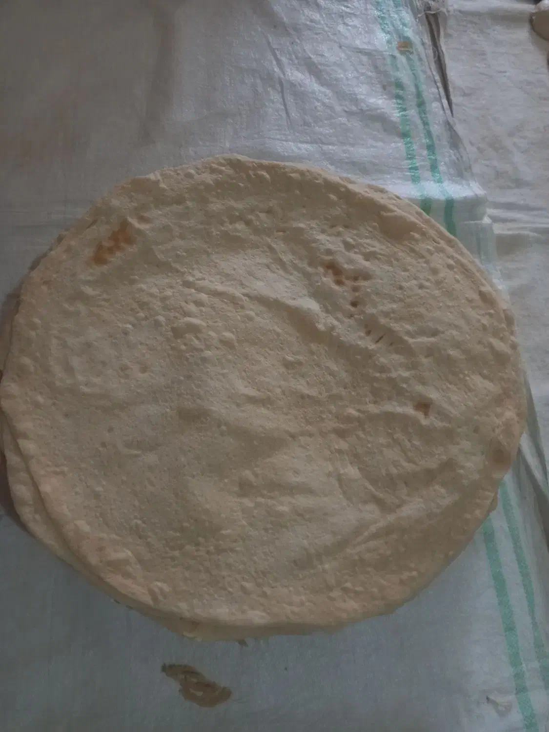 نان محلی|خوردنی و آشامیدنی|قیدار, |دیوار