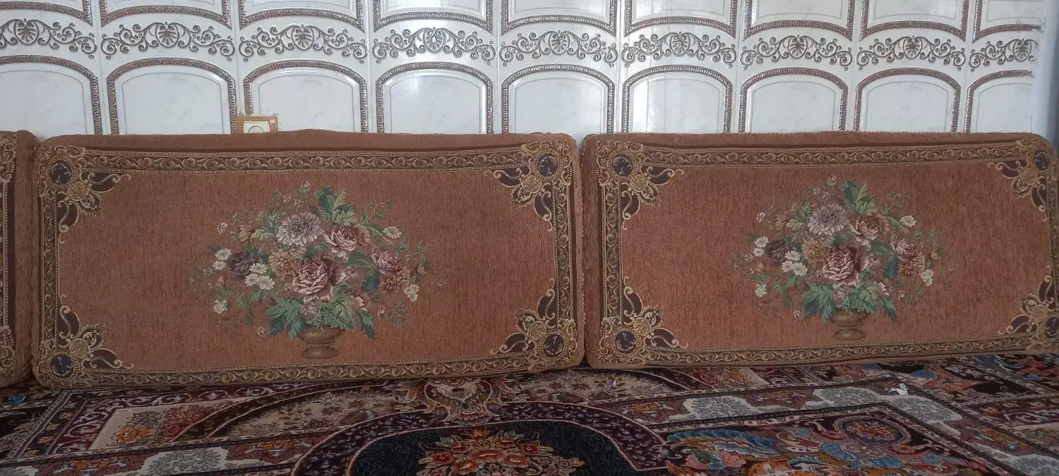 پشتی|پشتی|کوهدشت, |دیوار
