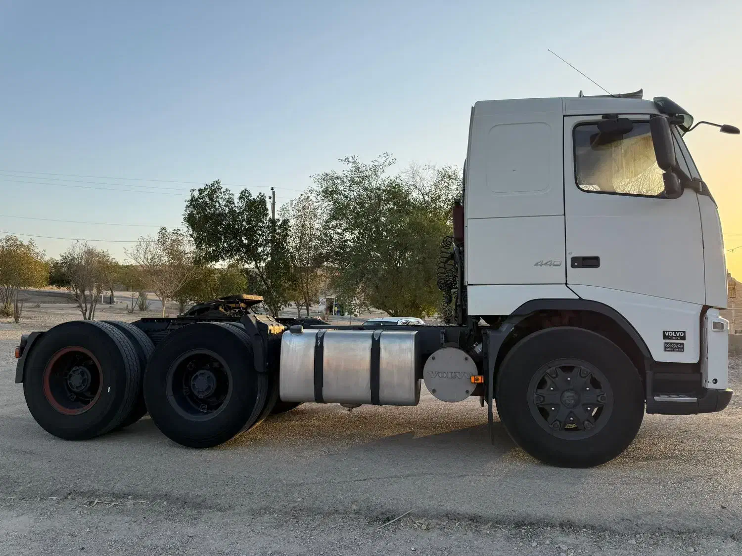 ۴۴۰  مدل  ۸۹  بدون  رنگ|خودرو سنگین|بهبهان, |دیوار