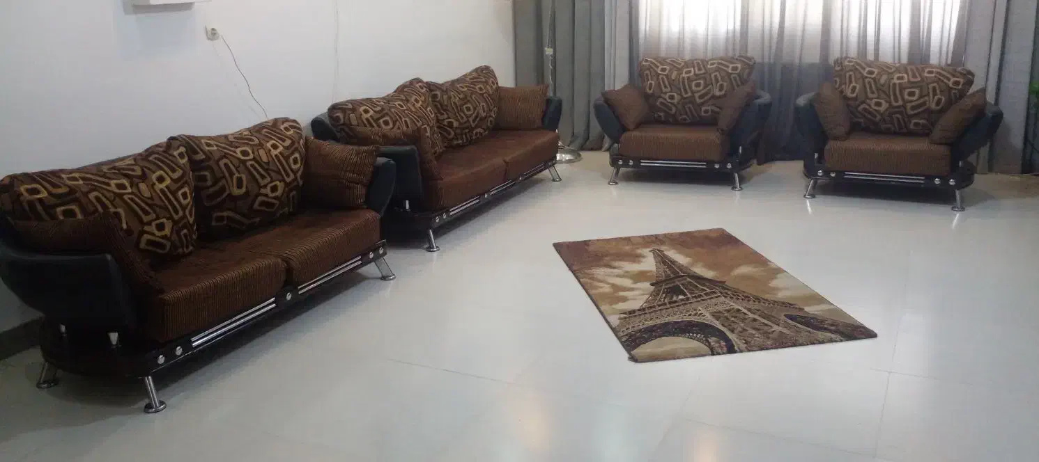 مبل ۷نفره|مبلمان خانگی و میز عسلی|مرودشت, ثبت احوال|دیوار