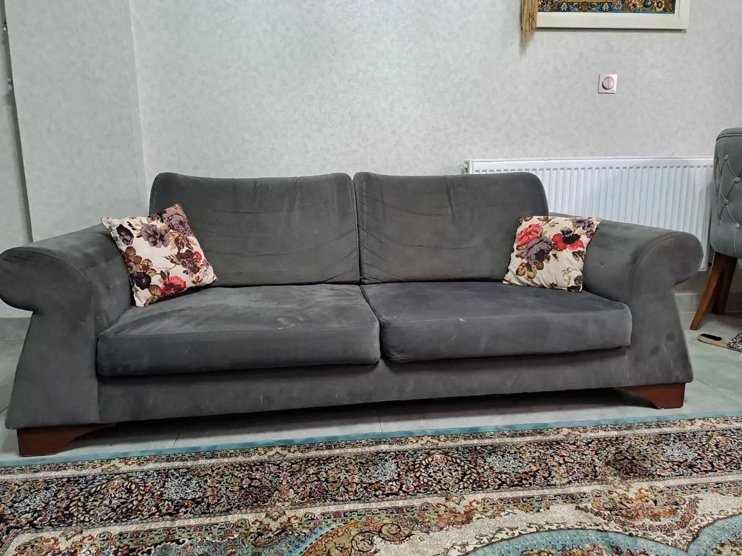 یک دست مبل راحتی هفت نفره|مبلمان خانگی و میز عسلی|رشت, استقامت ۱|دیوار