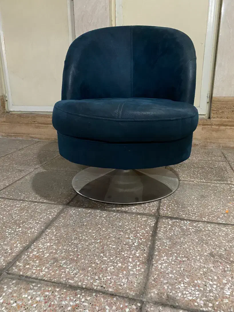 مبل تکی گردون سرمه ای دو عدد صندلی صورتی دو عدد|صندلی و نیمکت|کرج, حسن آباد|دیوار