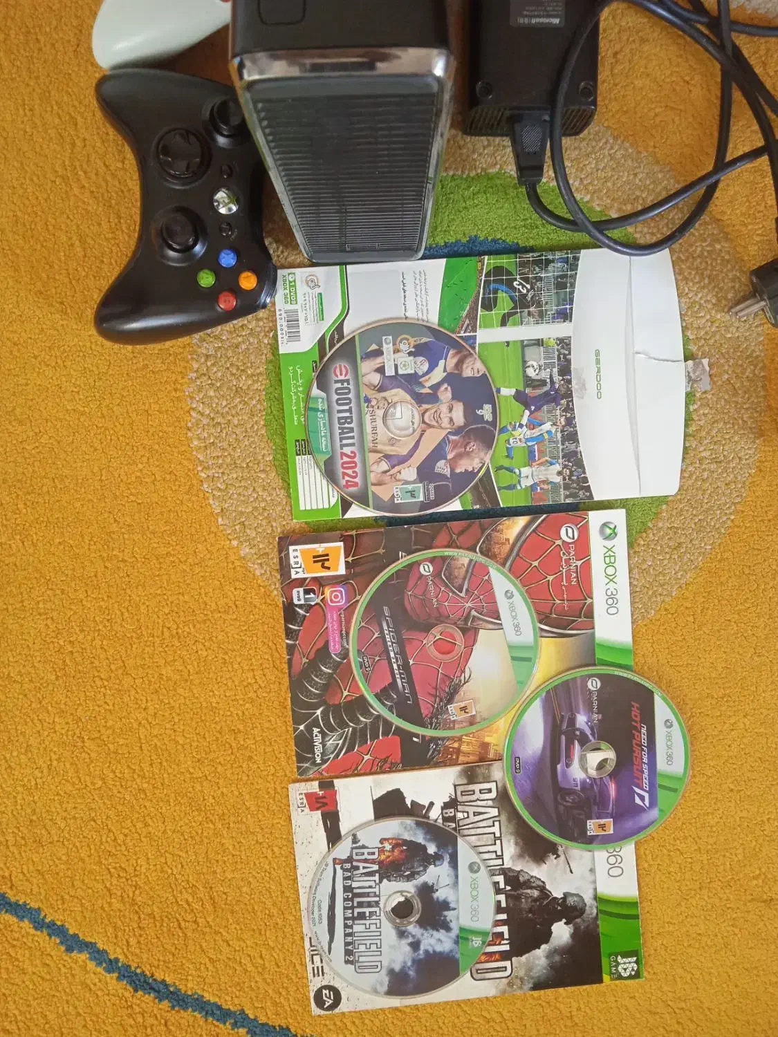 دستگاه ایکس باکس 360 بادودسته وچندبازی|کنسول، بازی ویدئویی و آنلاین|چمستان, |دیوار