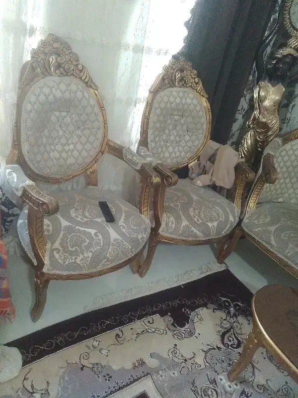 مبلمان سلطنتی|مبلمان خانگی و میز عسلی|تربتحیدریه, ۴۵ متری|دیوار