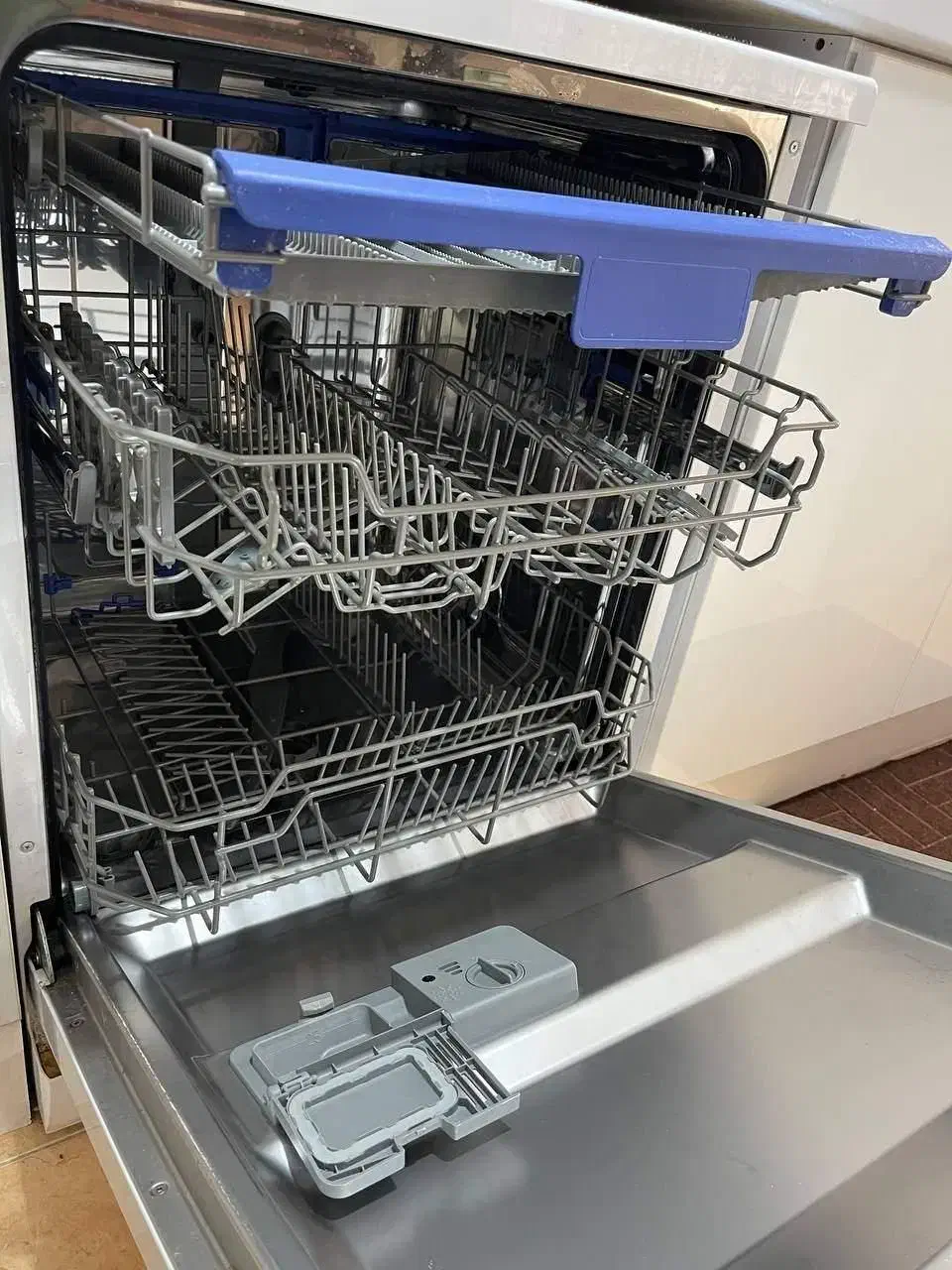 ظرفشویی ۱۵نفره پاکشوما با اقساط۱۲ماهه|ماشین ظرفشویی|رشت, آزادگان|دیوار