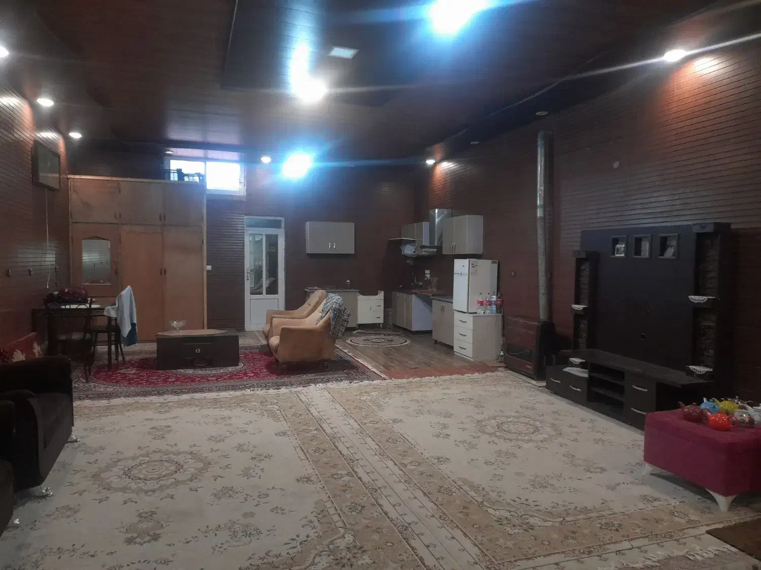 اجاره منزل سالانه|اجارهٔ خانه و ویلا|قائمشهر, |دیوار