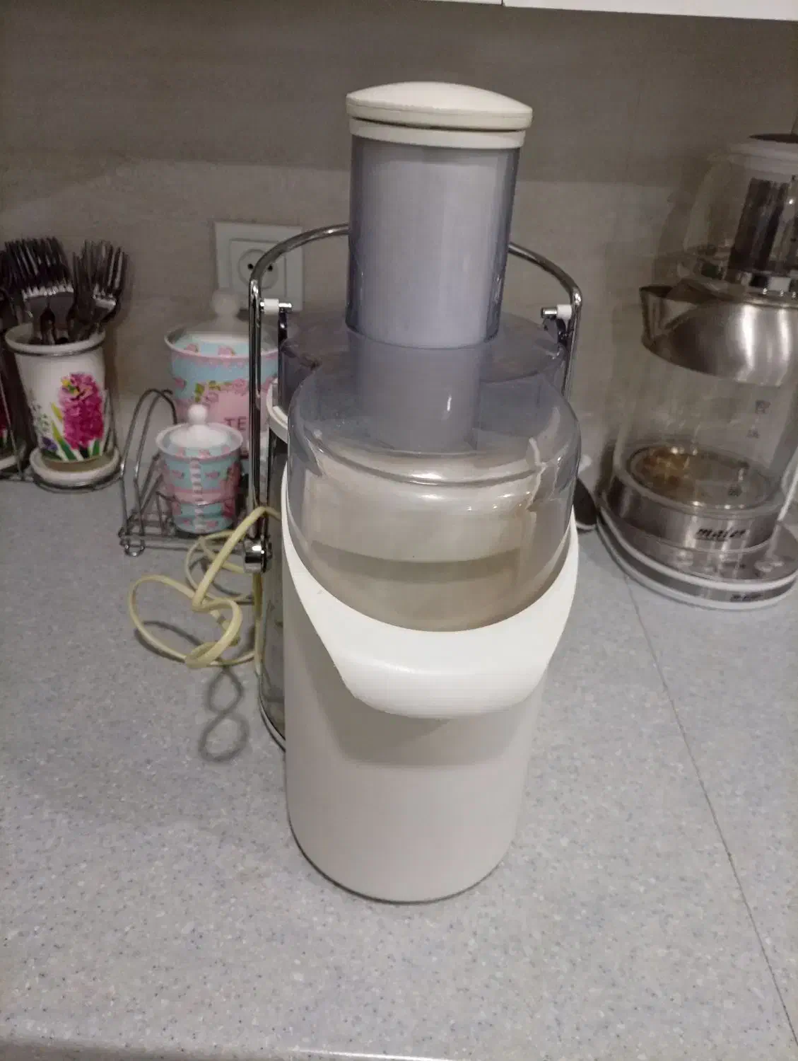 آب میوه گیری سالم تمیز درحدنومارک کنودهستش|آبمیوهگیر و آبمرکباتگیر|امیدیه, |دیوار