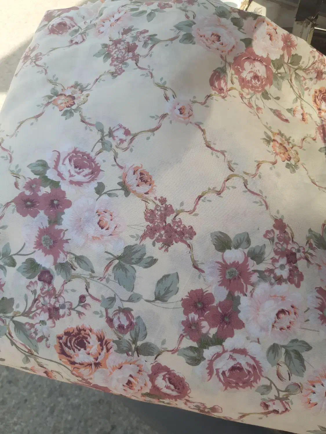 ازبانه تاخانه پرده تشکی|رختخواب، بالش، پتو|گنبد کاووس, |دیوار