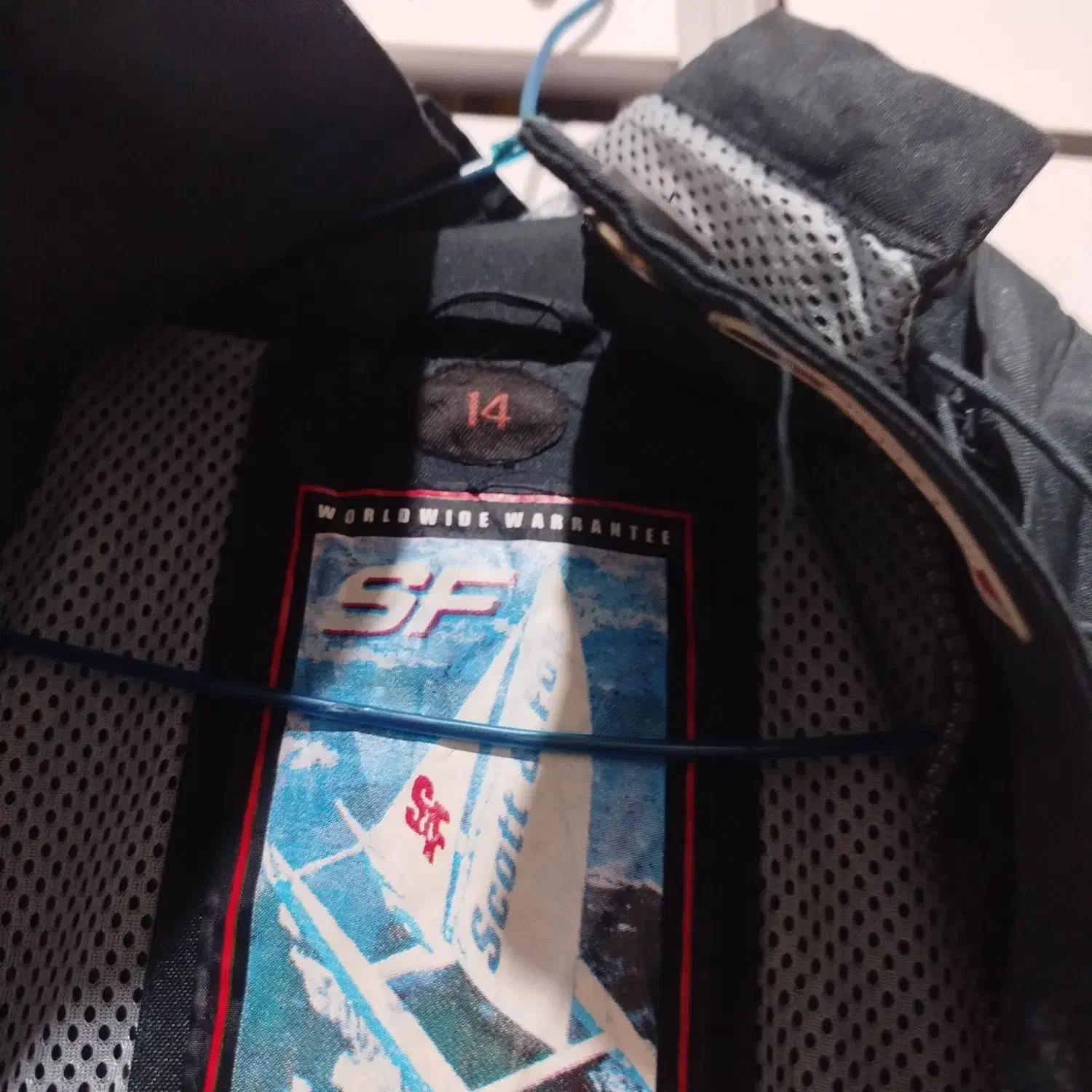 کاپشن بارونی|لباس|مشهد, تلگرد|دیوار