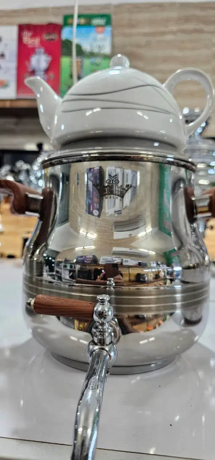 کتری وقوری|قوری، کتری، قهوهساز دستی|کاشان, پشت شهربانی|دیوار