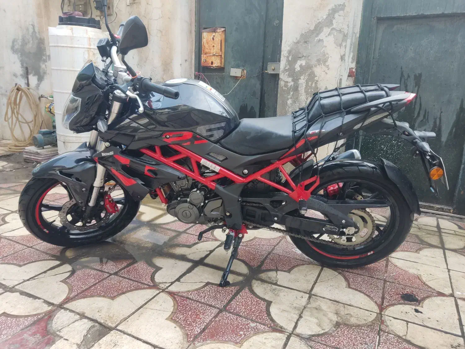 فروش بنلی ۲۵۰ تک سیلندر|موتورسیکلت|شیراز, محراب|دیوار