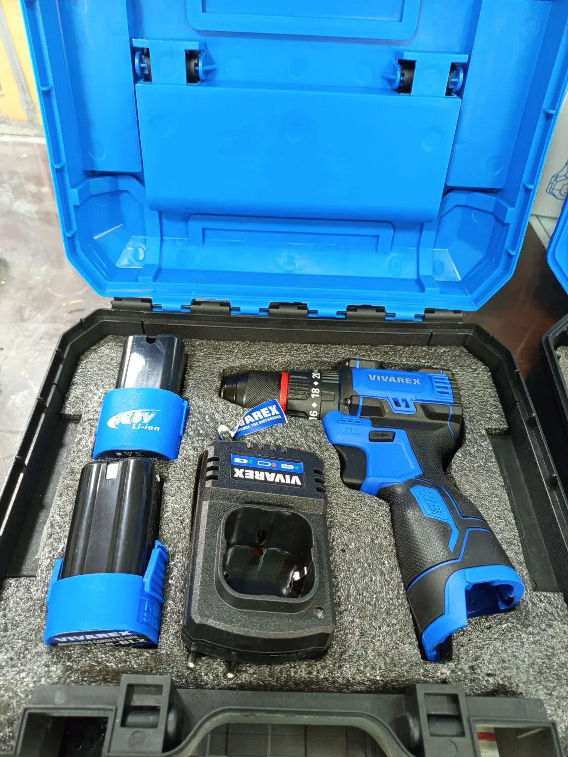 فروش دریل شارژی براشلس 20ولت|ماشین‌آلات صنعتی|قم, شاه ابراهیم|دیوار