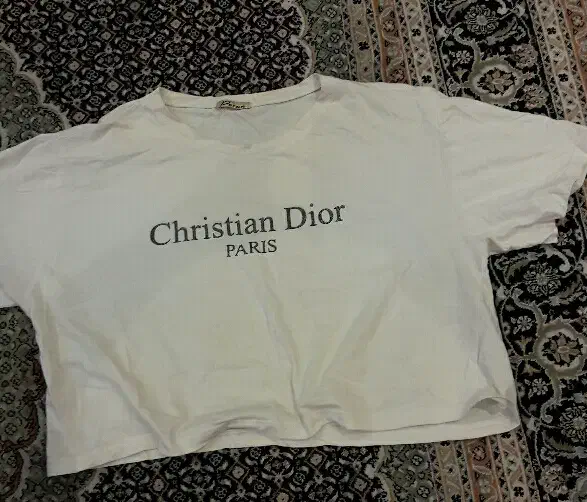 تیشرت نیم تنه|لباس|اردبیل, |دیوار