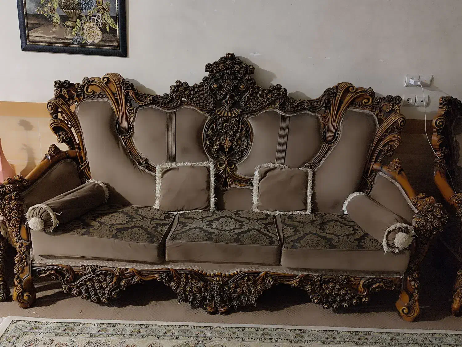 مبل سلطنتی 9 نفره|مبلمان خانگی و میز عسلی|بجنورد, |دیوار