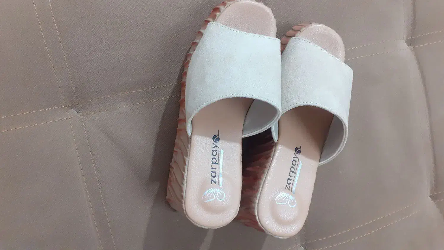 کفش طبی|کیف، کفش، کمربند|تربت جام, میان جام|دیوار