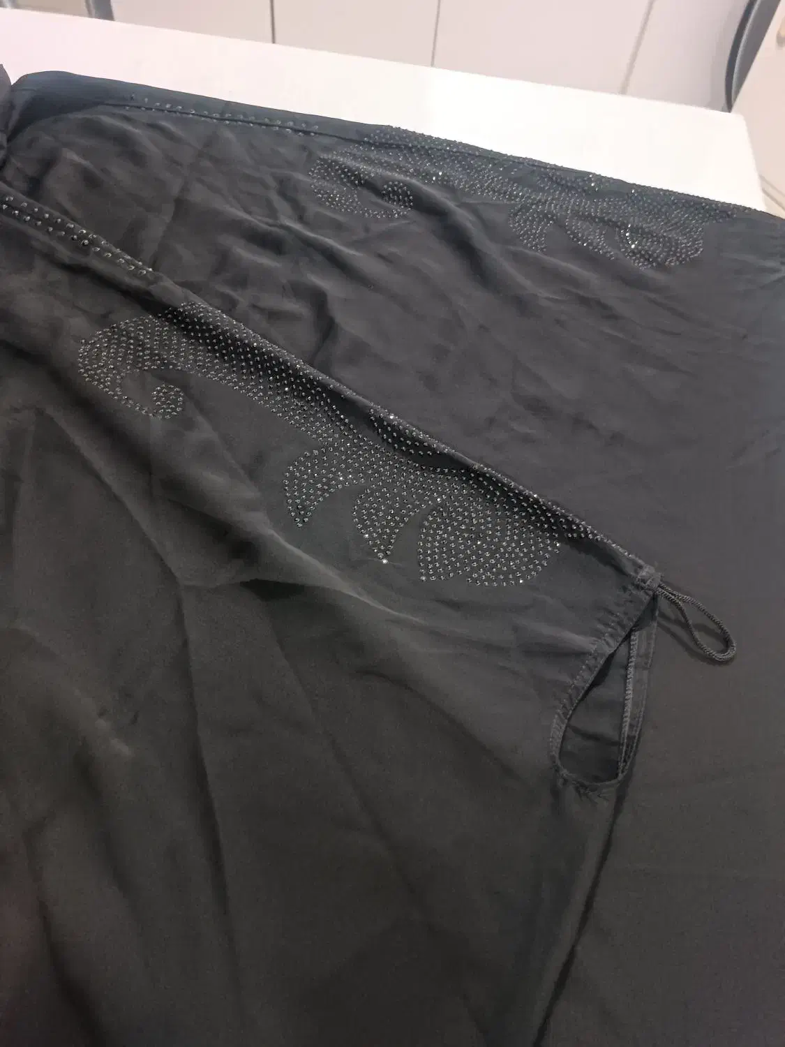 چادر مشکی عربی|لباس|پرند, فاز ۴|دیوار