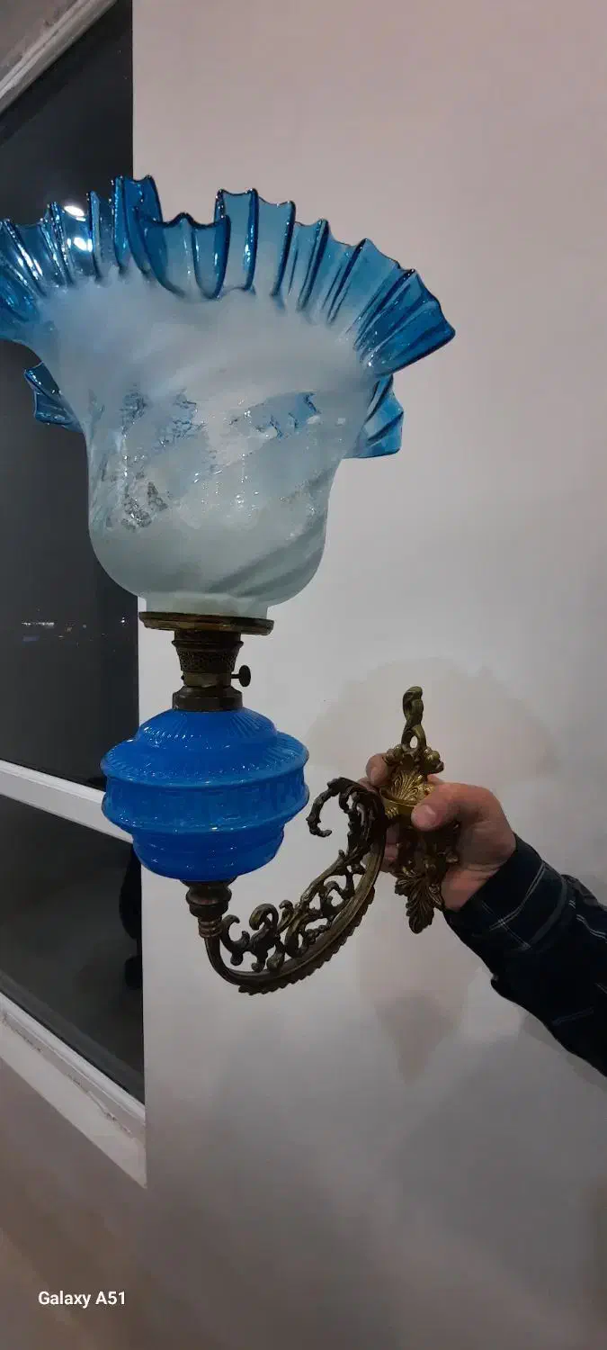 چراغ قدیمی دیواری|کلکسیون اشیاء عتیقه|قزوین, |دیوار