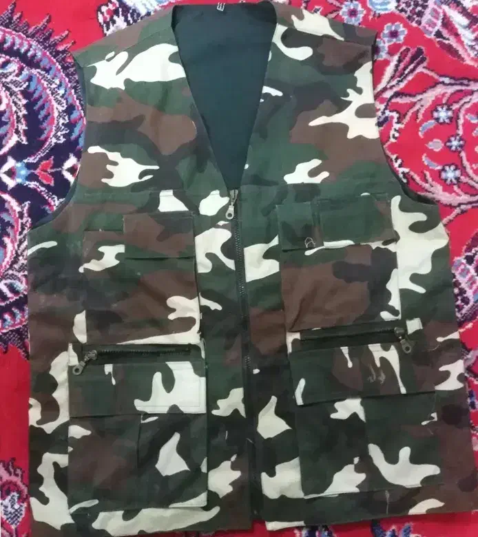 جلیقه  پلنگی نظامی|لباس|پاکدشت, پاکدشت (مامازند)|دیوار