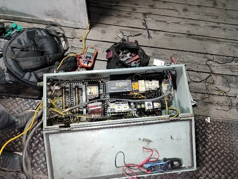 سرویس نگهداری و تعمیرات پله برقی|خدمات پیشه و مهارت|بهارستان, |دیوار