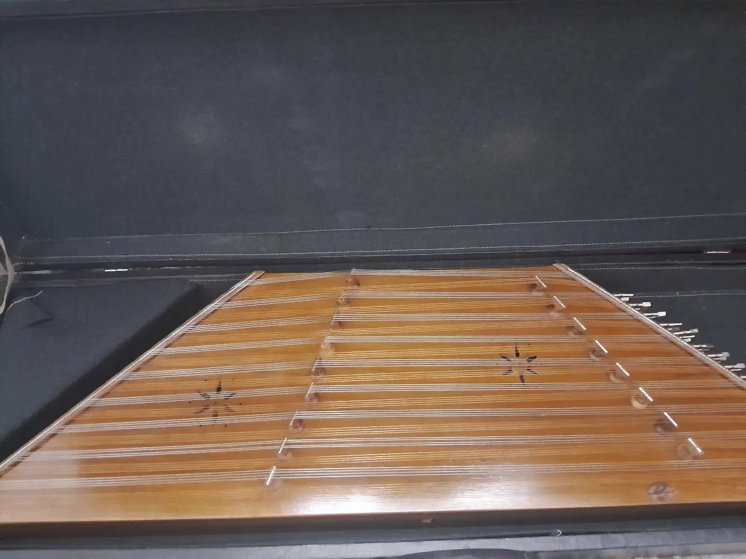 سنتور چوب گردو|سازهای سنتی|سمنان, |دیوار