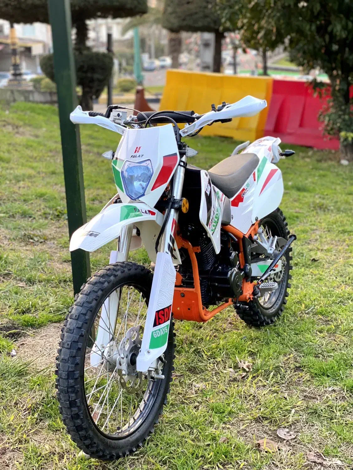 تریل فلات طرح کی تی ام ۲۵۰|موتورسیکلت|لاهیجان, شهید آوینی|دیوار