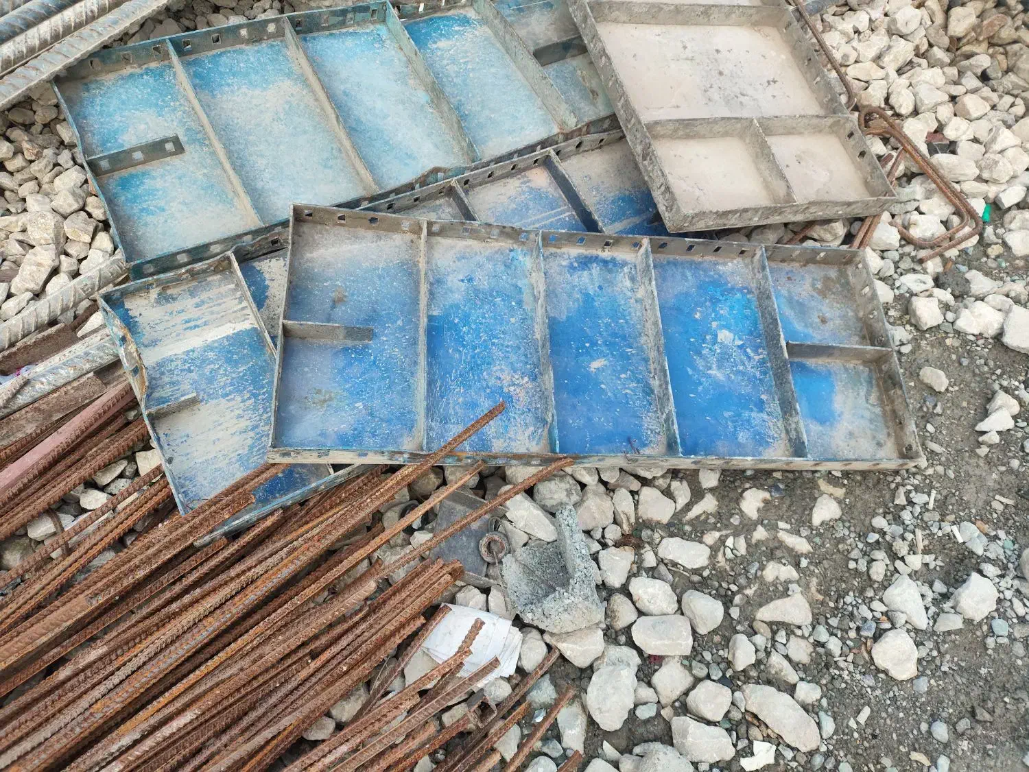 فروش داربست خاموت زن بتونیر قالب اره دیسکی|مصالح و تجهیزات ساختمان|تهران, شهرک چیتگر|دیوار