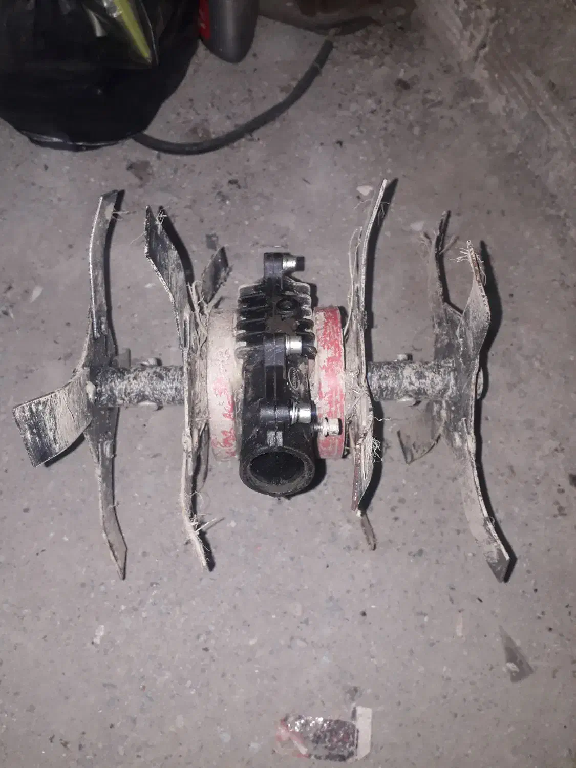 فروش علفزن با متعلقات شمشادزن چمن زن روتور و اره|ماشین‌آلات صنعتی|کردکوی, |دیوار