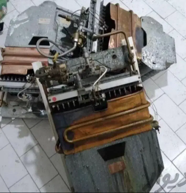 خرید ابگرمکن کهنه خریدار م|آبگرمکن، پکیج، شوفاژ|خرم‌آباد, |دیوار