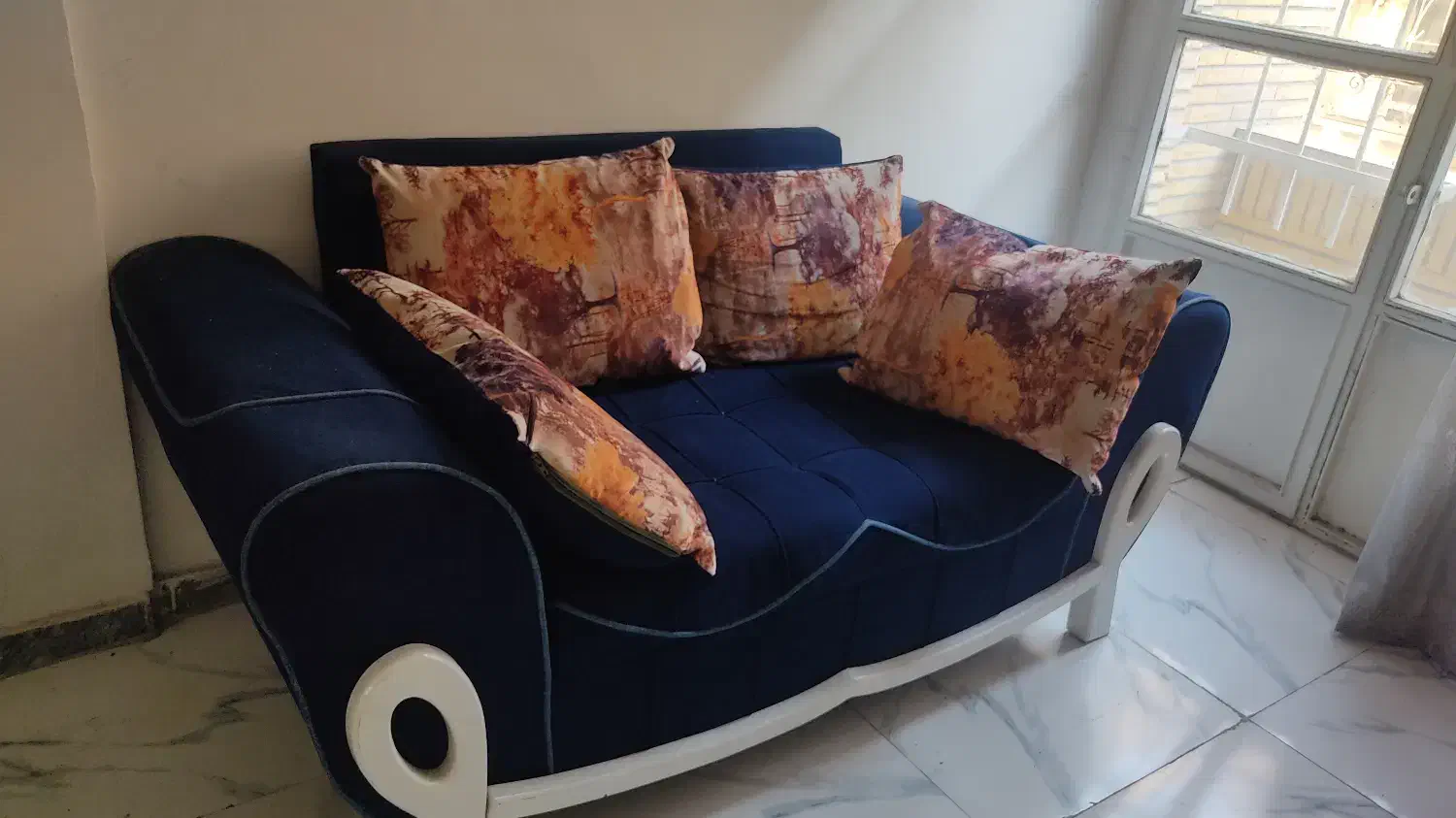 مبل|مبلمان خانگی و میز عسلی|تهران, فلسطین (میدان انقلاب)|دیوار