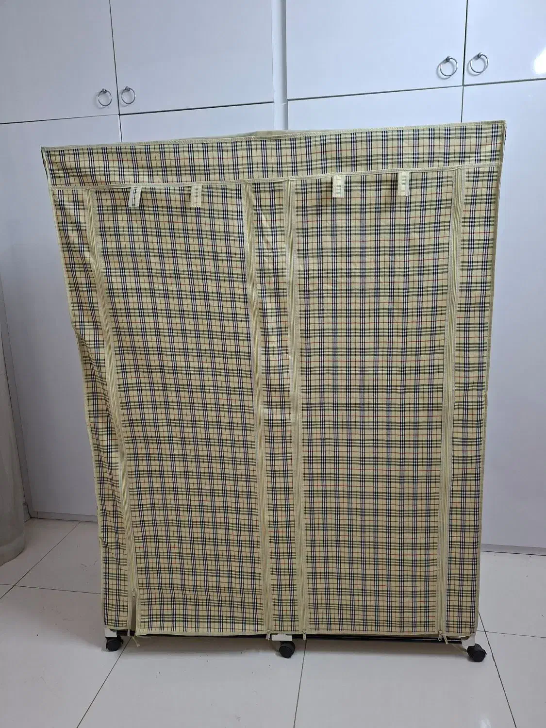 کمد لباس و رختخواب برزنتی قفسه دار|جاکفشی، کمد، دراور|اصفهان, کشاورزی|دیوار